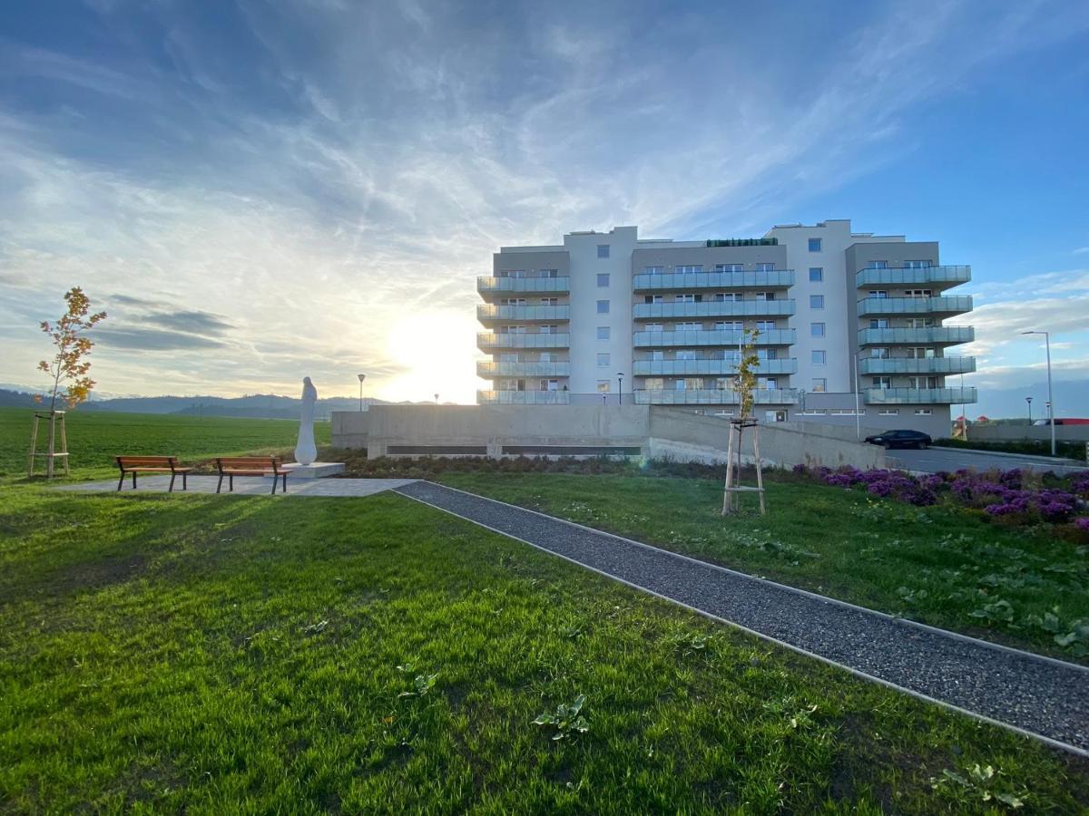 Moderny Apartman S Vyhladom Na Vysoke Tatry Попрад Екстер'єр фото